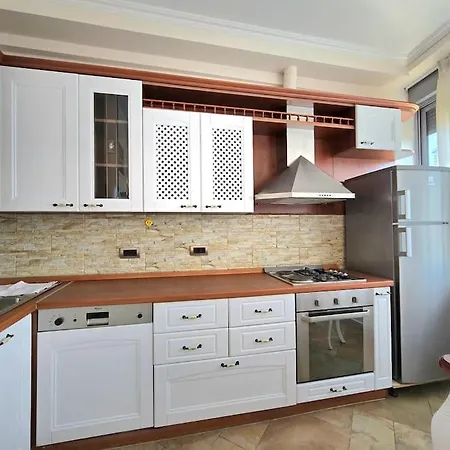 Central Modern And Classic Apartment *